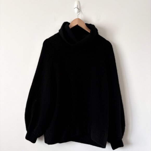 Aritzia Babaton The Group Adichie Oversized Turtleneck Sweater Black Medium - Picture 5 of 8